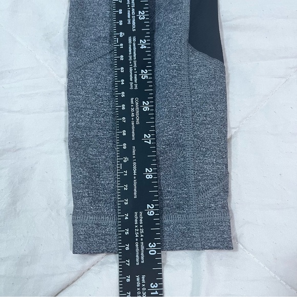 Lululemon Athletica Women’s Fresh Tracks Legging Workout Crop Leggings Size 4 - Picture 4 of 8